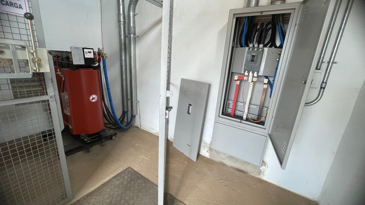 Montagem técnica de Cabine de Média Tensão MG